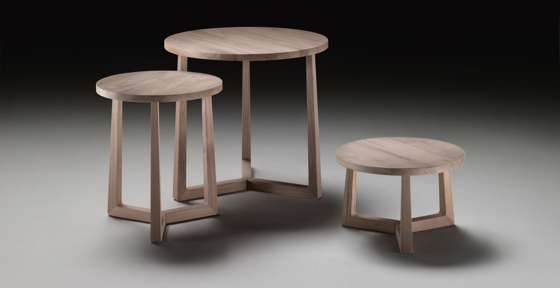 Журнальный столик JIFF