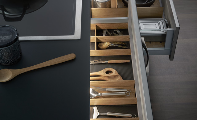 SYNTHIA | IOS | LARGO-LG