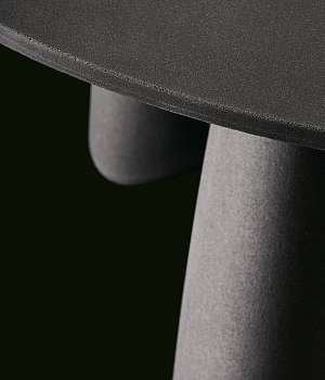MONOLITH TABLE 1