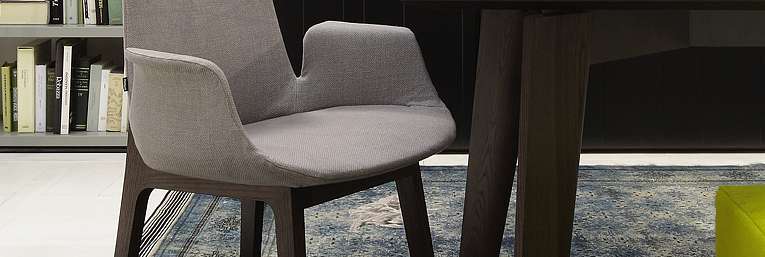 Итальянские столы и стулья Poliform Ventura Jean-Marie Massaud