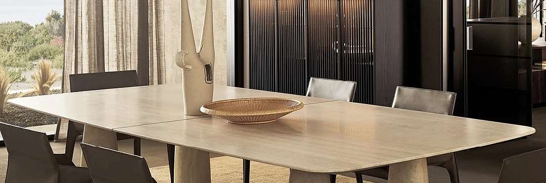 MONOLITH TABLE