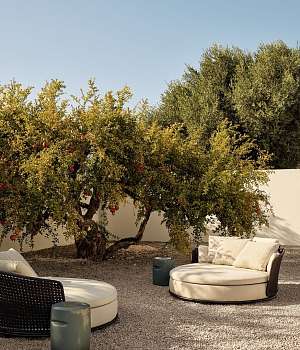 SOORI DAY LOUNGE 7